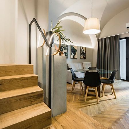Ferrini Home - Piazza Trento Κατάνια Εξωτερικό φωτογραφία